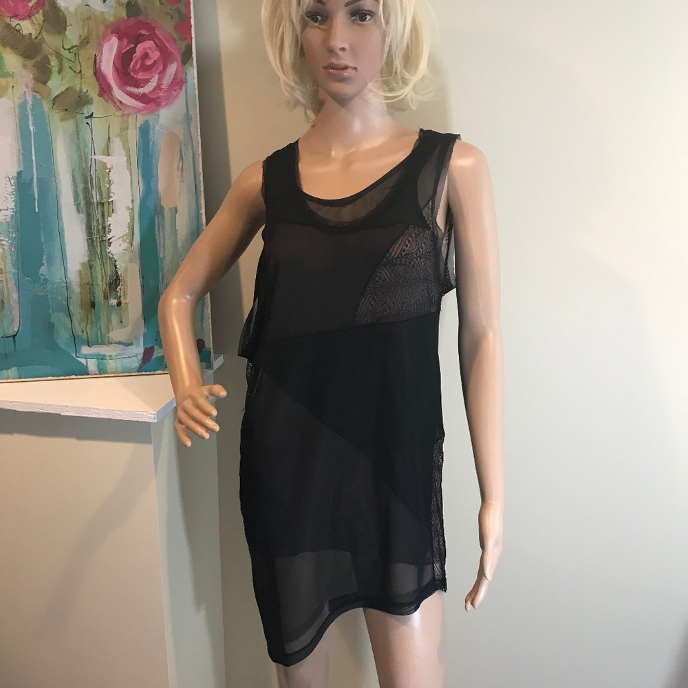 BCBGMaxazria S BLACK DOUBLE LAYER MESH TUNIC